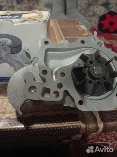 Помпа на него логан