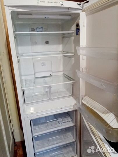 Холодильник на запчасти