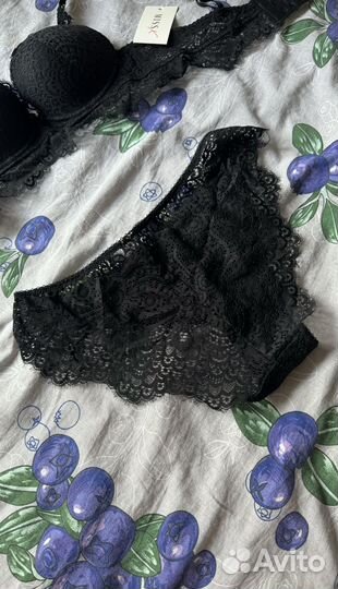 Комплект нижнего белья push up 75В (44) новое