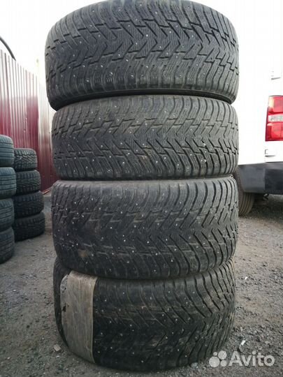 Nokian Tyres Hakkapeliitta 8 315/40 R21 и 275/45 R21