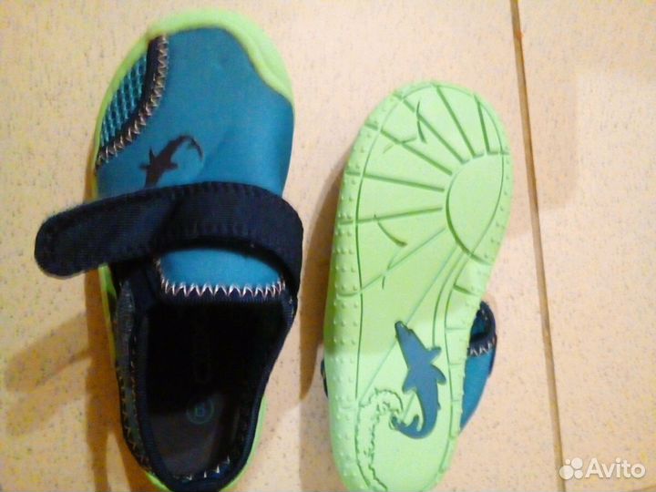 Коралловые тапочки для плавания 25 размер