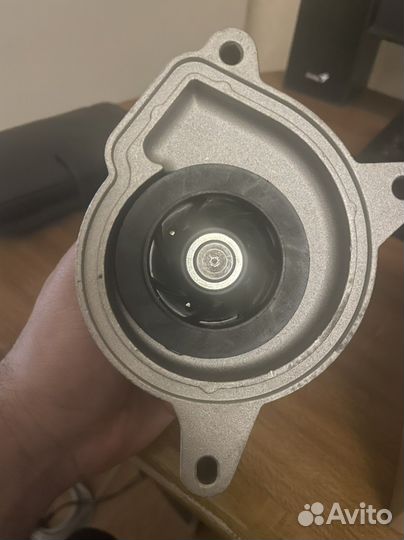 Помпа фольцваген 1.4 tsi