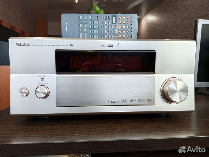 Yamaha DSP-Z9 ресивер класса Hi-End