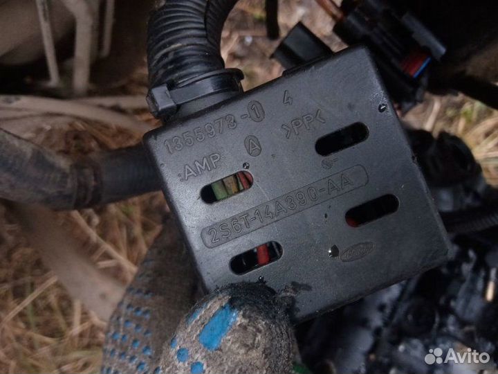 Блок предохранителей Ford Fusion 2002