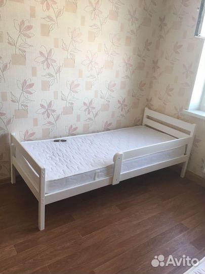 Детская кровать из массива высшего качества