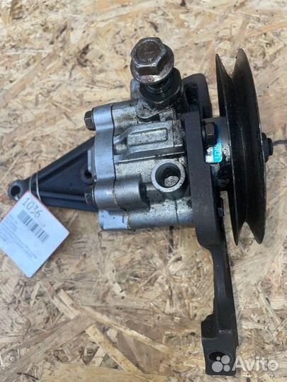Насос гидроусилителя руля Kia Sportage 1 бензин