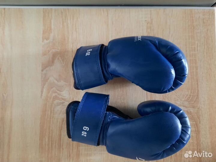Боксерские перчатки 6 унций