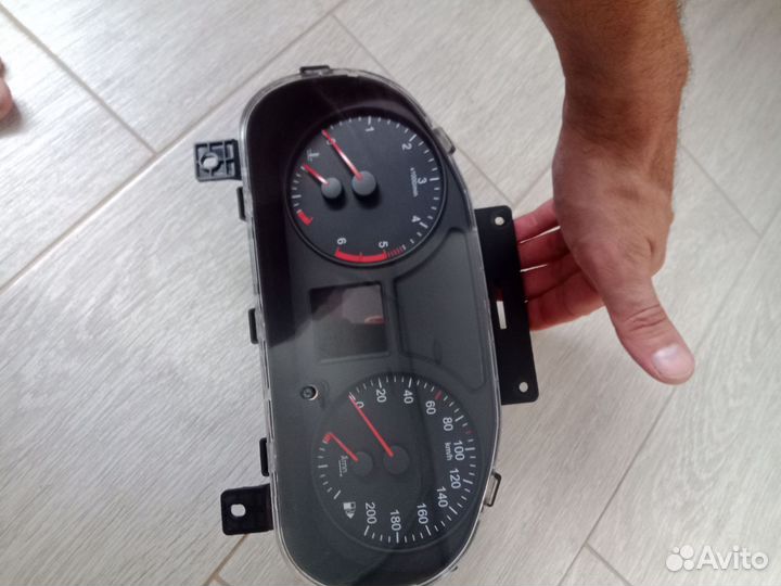 Панель приборов,щиток приборов УАЗ Патриот