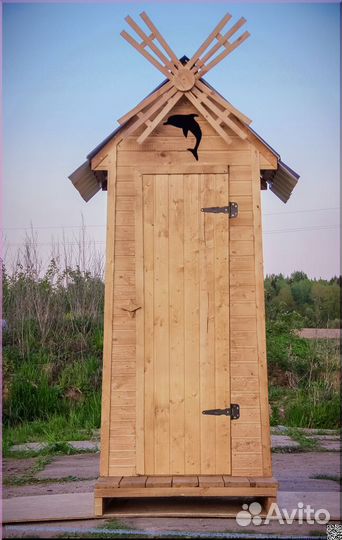 Дачный туалет деревянный
