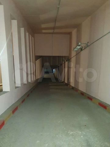 Машиноместо, 15 м²