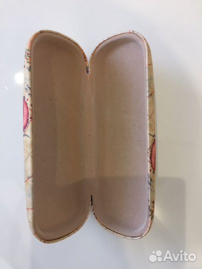 Футляр для очков