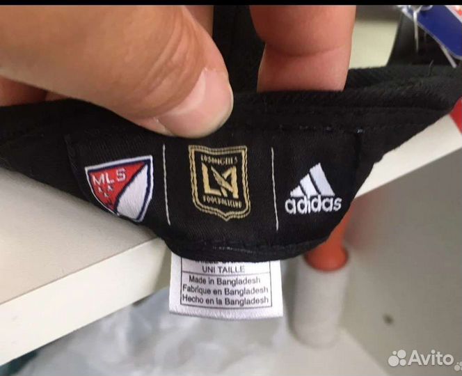 Бейсболка Adidas новая