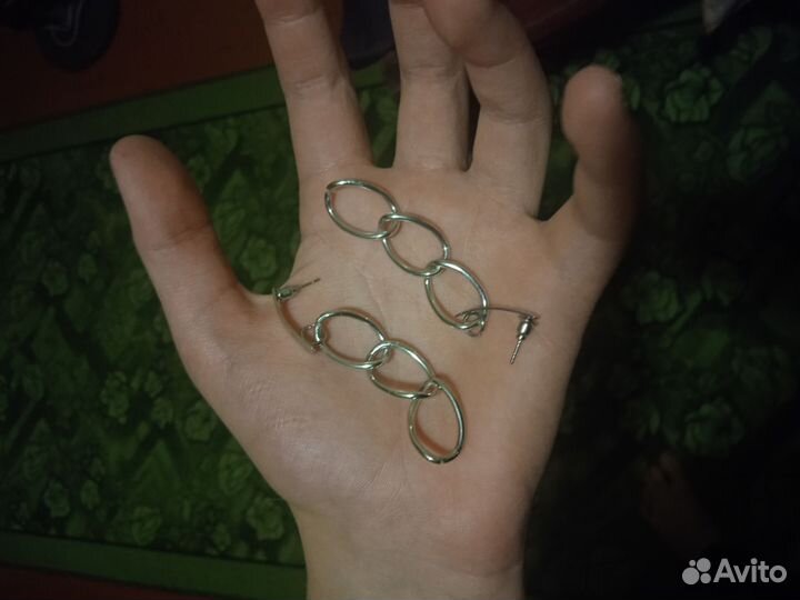 Продам сережки