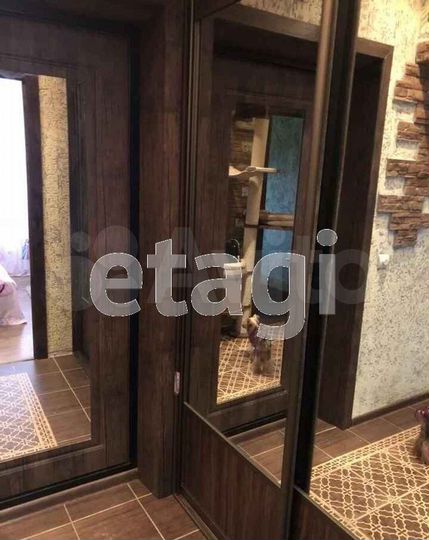 2-к. квартира, 64 м², 2/5 эт.