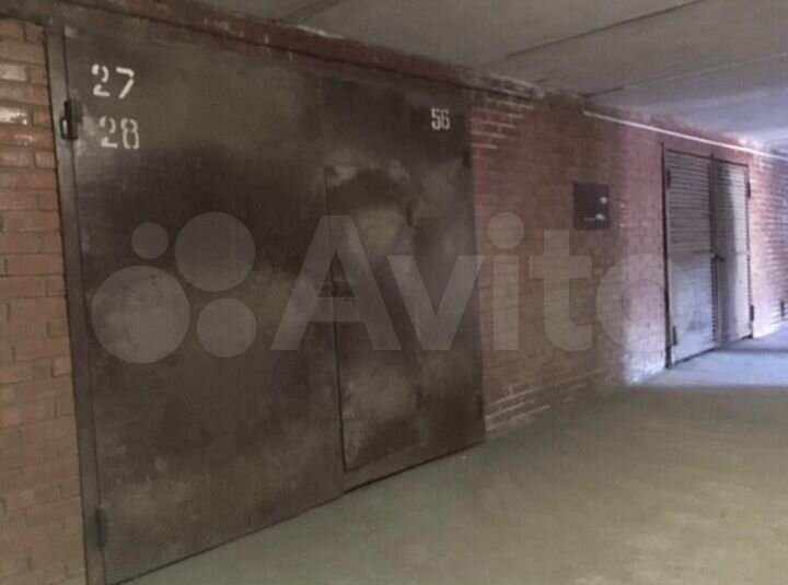 Гараж, > 30 м²