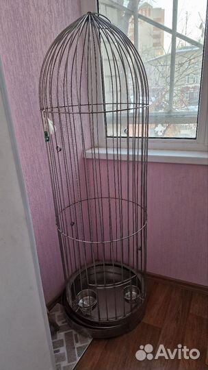 Клетка для крупного попугая