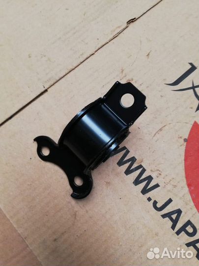 Сайлентблок Hyundai Kia 5458427000 / 5458429000