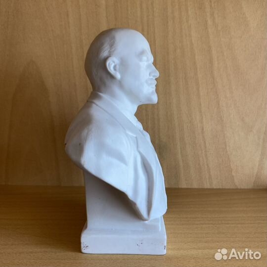Бюст В.И. Ленина. лфз. Бисквит