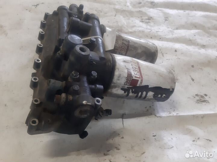 Корпус масляного фильтра с теплообменником Iveco