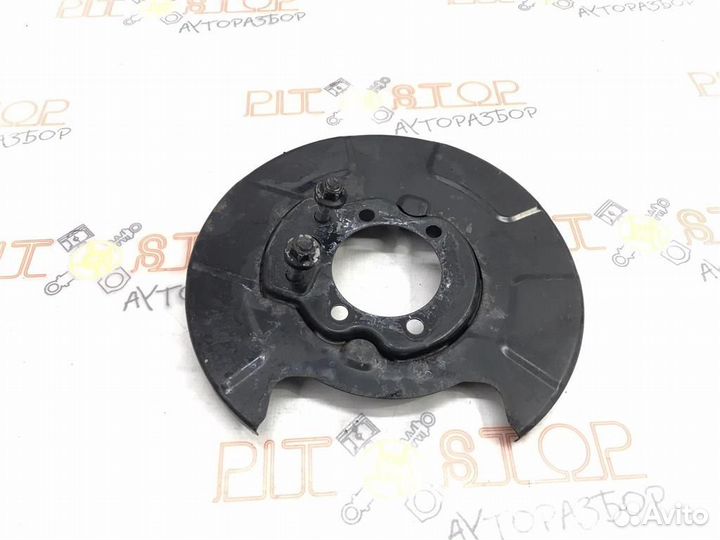 Щит опорный задний левый Nissan Teana (J32) 2008