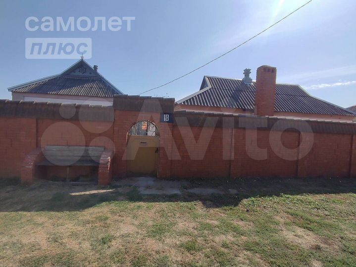 Дом 64 м² на участке 17 сот.