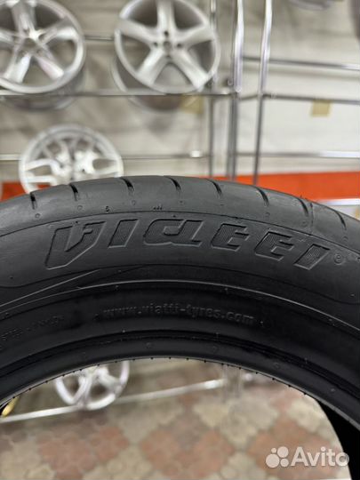 Viatti Strada 2 (V-134) 185/65 R15 92V