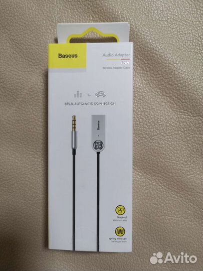 Bluetooth аудио приемник AUX-USB kuula в автомоби