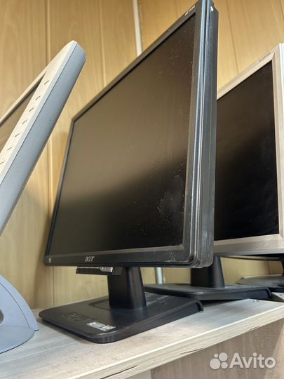 Мониторы для компьютера в ассортименте