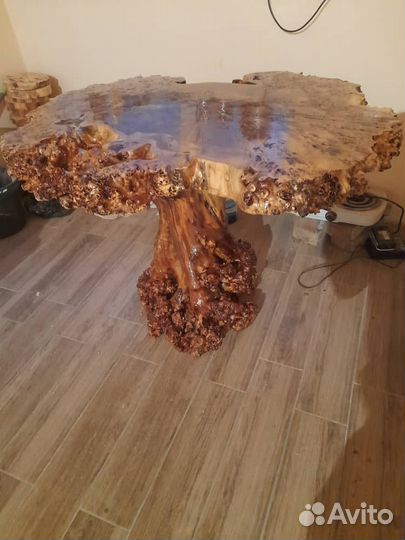 Стол из капа