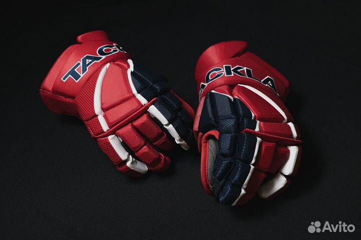 Хоккейные перчатки