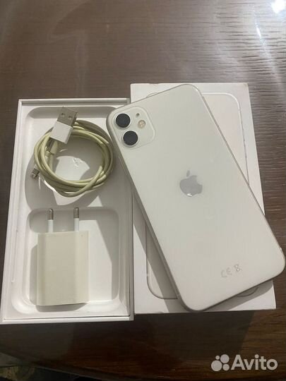 iPhone 11, 64 ГБ
