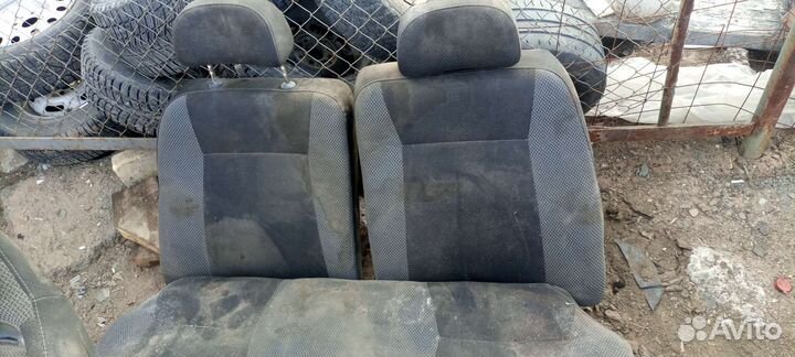 Спортивные сиденья ковши