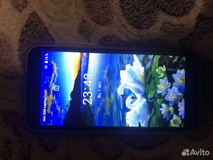 Продам телефон