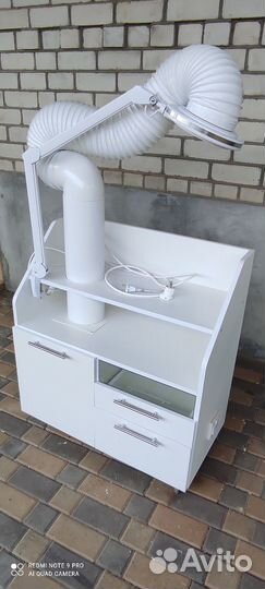 Вытяжка для маникюра и педикюра