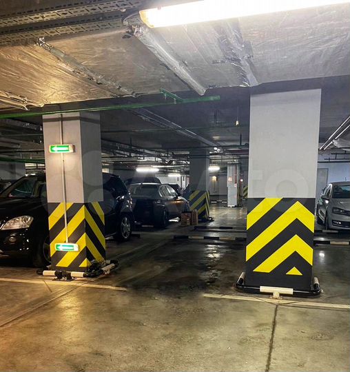 Машиноместо, 15 м²