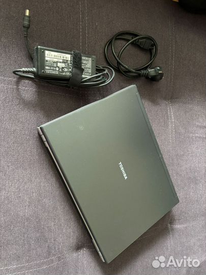 Ноутбук toshibasatellite U200