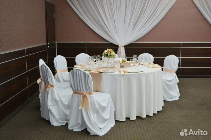 Чехлы на стулья белые