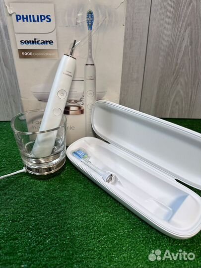 Электрическая зубная щетка Philips HX9911/94