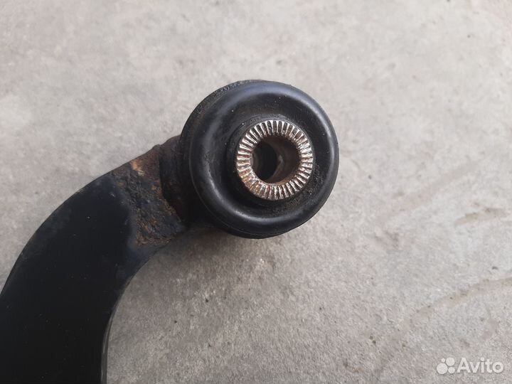 Рычаг, тяга задний правый Rav4 40 2012-19