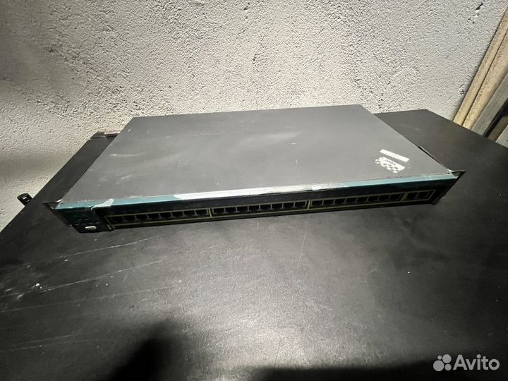 Коммутатор Cisco Catalyst WS-C2950T-24