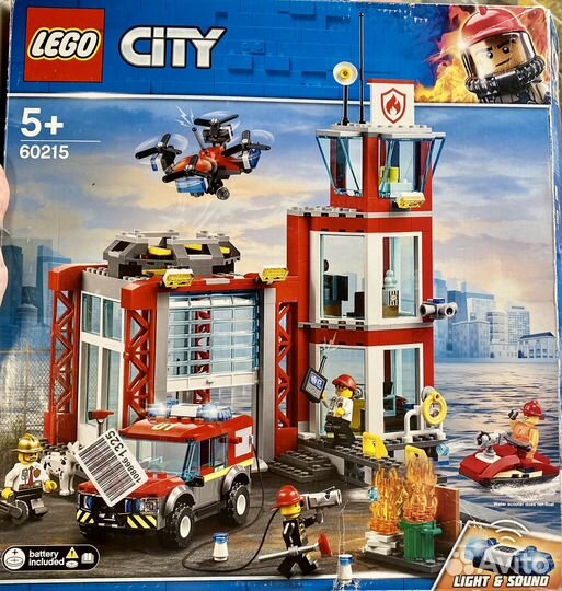 Lego City пожарная станция