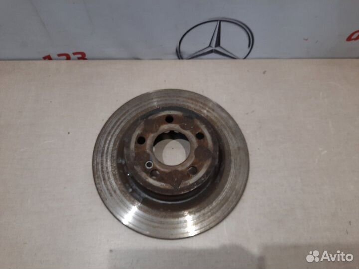 Диск тормозной задний левый Mercedes E250 C207