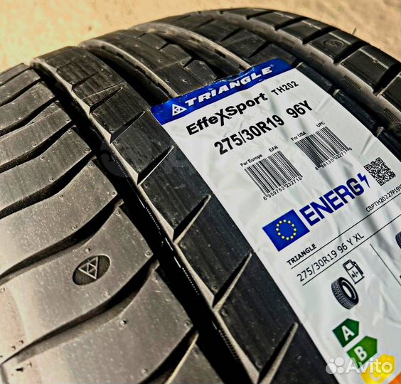 Triangle EffeXSport TH202 245/35 R19 и 275/30 R19 96Y