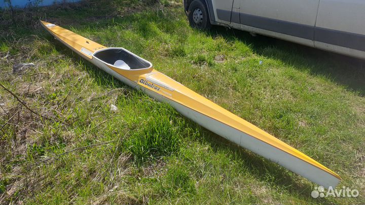 Байдарка, лодка, каяк спортивная