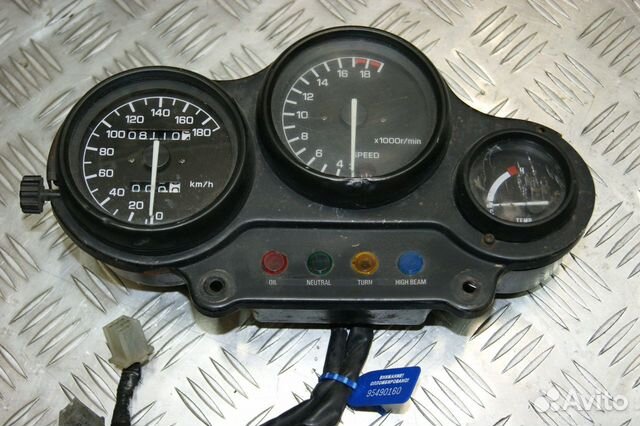 Панель приборов Yamaha FZR250R