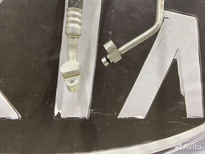 Трубка Шланг кондиционера Geely atlas