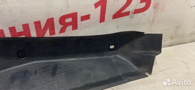 Пыльник крыла Mercedes C180 W204 271.820 2011