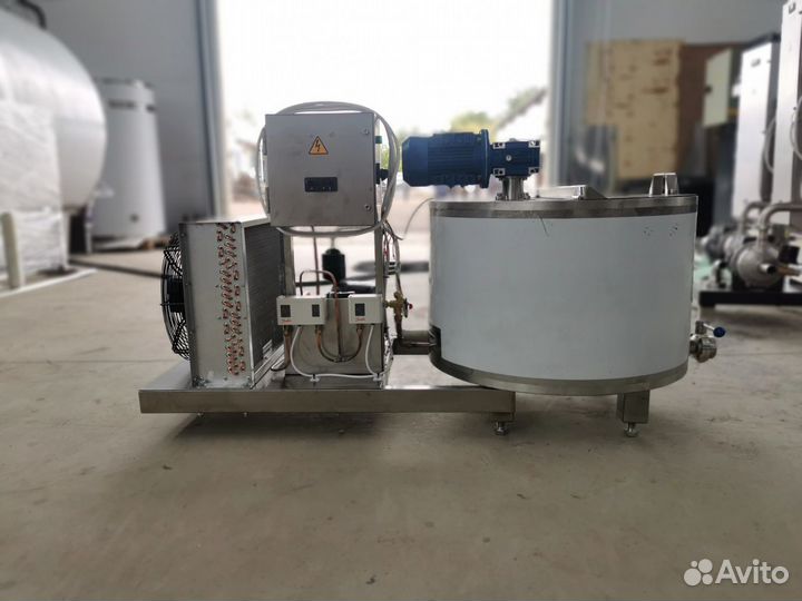 Охладитель молока 200л открытый танк молочный