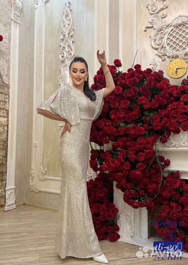 Вечернее платье