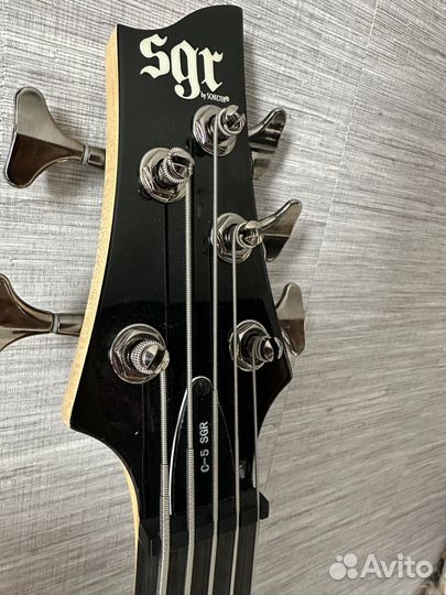 Продам бас-гитару Schecter